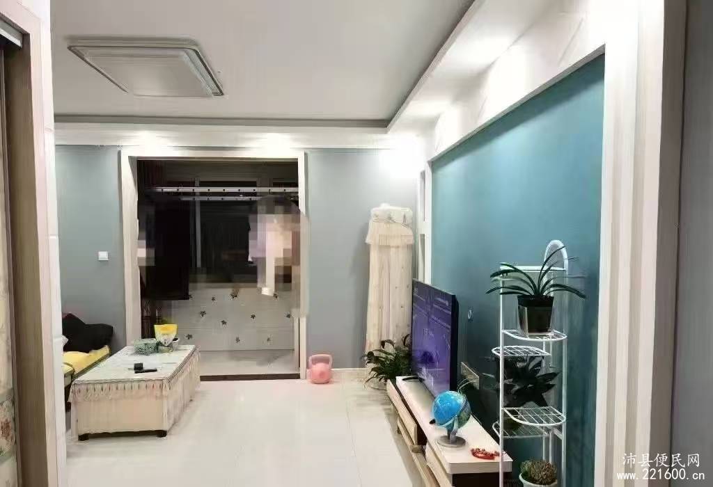 新城嘉苑，实验学区房，精装暖气房，110平，家具家电齐全，49.8万可谈！老证