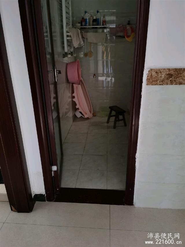 小区户型周正，格局分布合理，空间感好，通透性好，适宜居住；