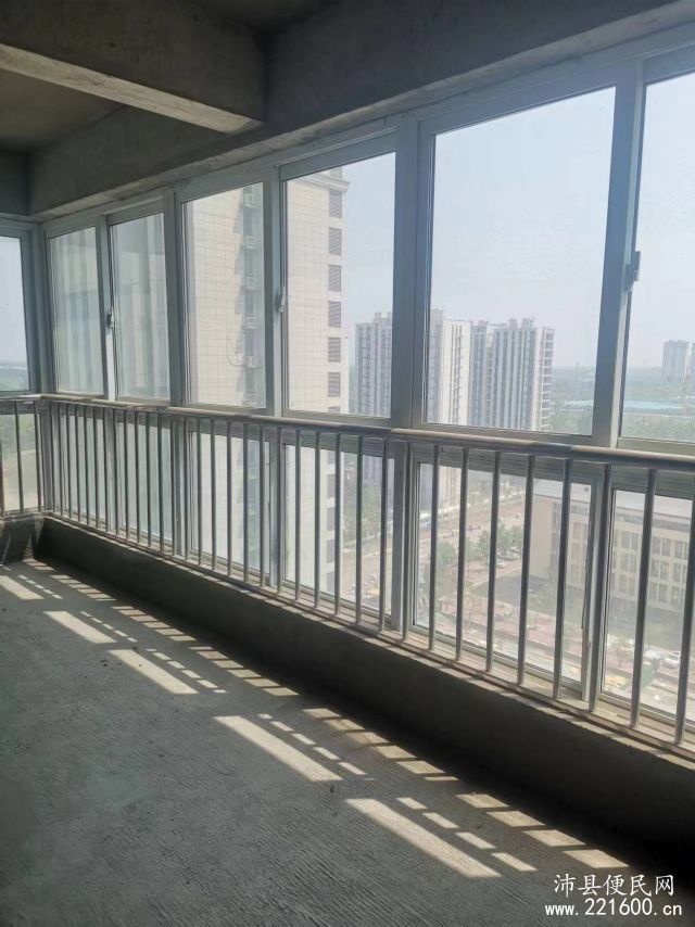 鑫汉源双阳台好楼层居住舒适暖气房价格合适真实房源靠谱。