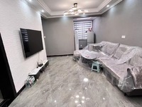 真房源：汉城国际最合适的小三室，价格电话咨精装修只住了三天，全屋地暖，硅藻泥上墙