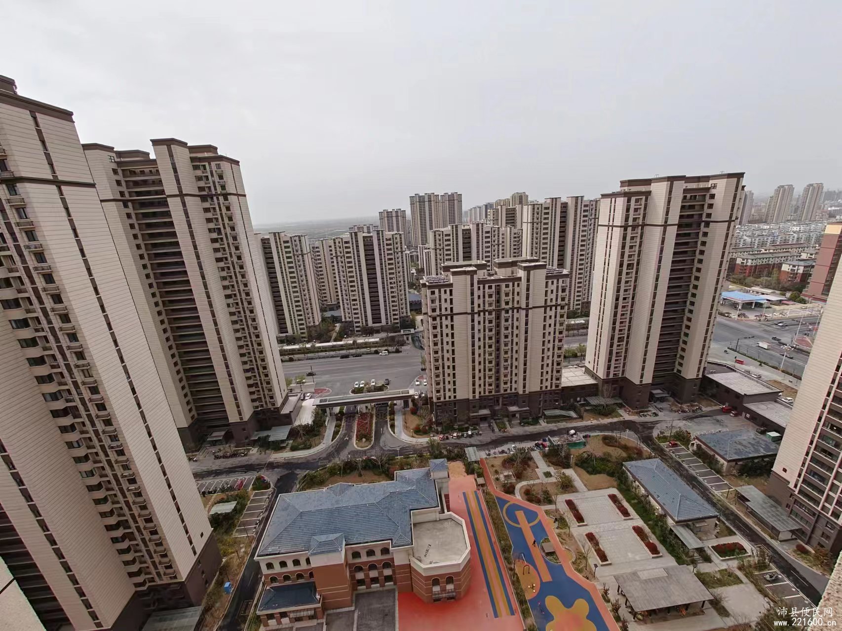 出售汉宁府3室2厅2卫136.73平米住宅另出售鼓楼四期车库一间价格美丽