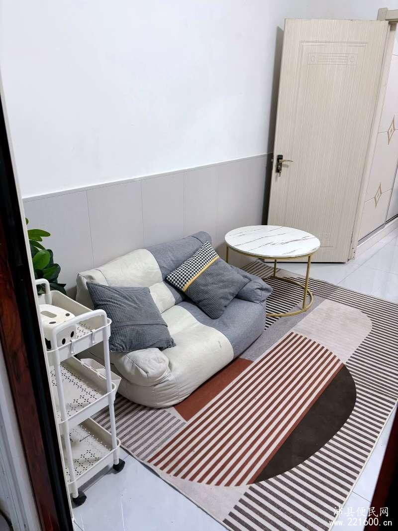 出租阳光小区1室1卫56平600元/月 适合单身小姐姐 哥哥们 价格合适