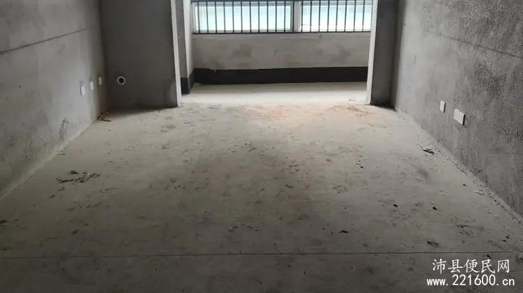 稀缺房源公园道壹号上叠4室2厅3卫268平米172万住宅