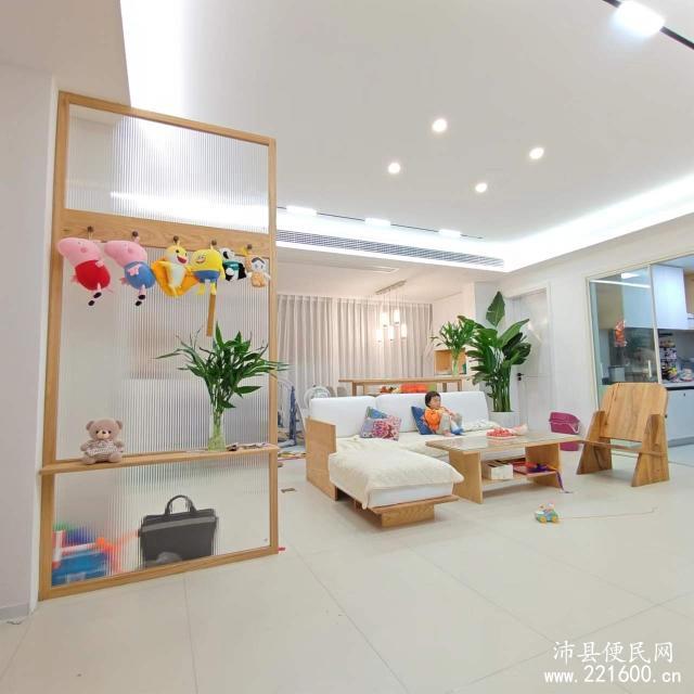 出售绿城 蘭园4室2厅2卫152.66平米135万带院带车位