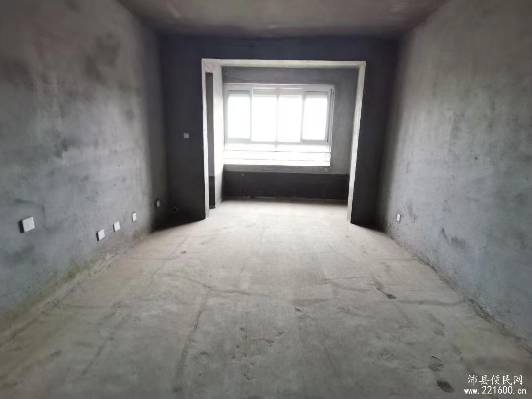 卢卡全屋地暖中央空调可小刀